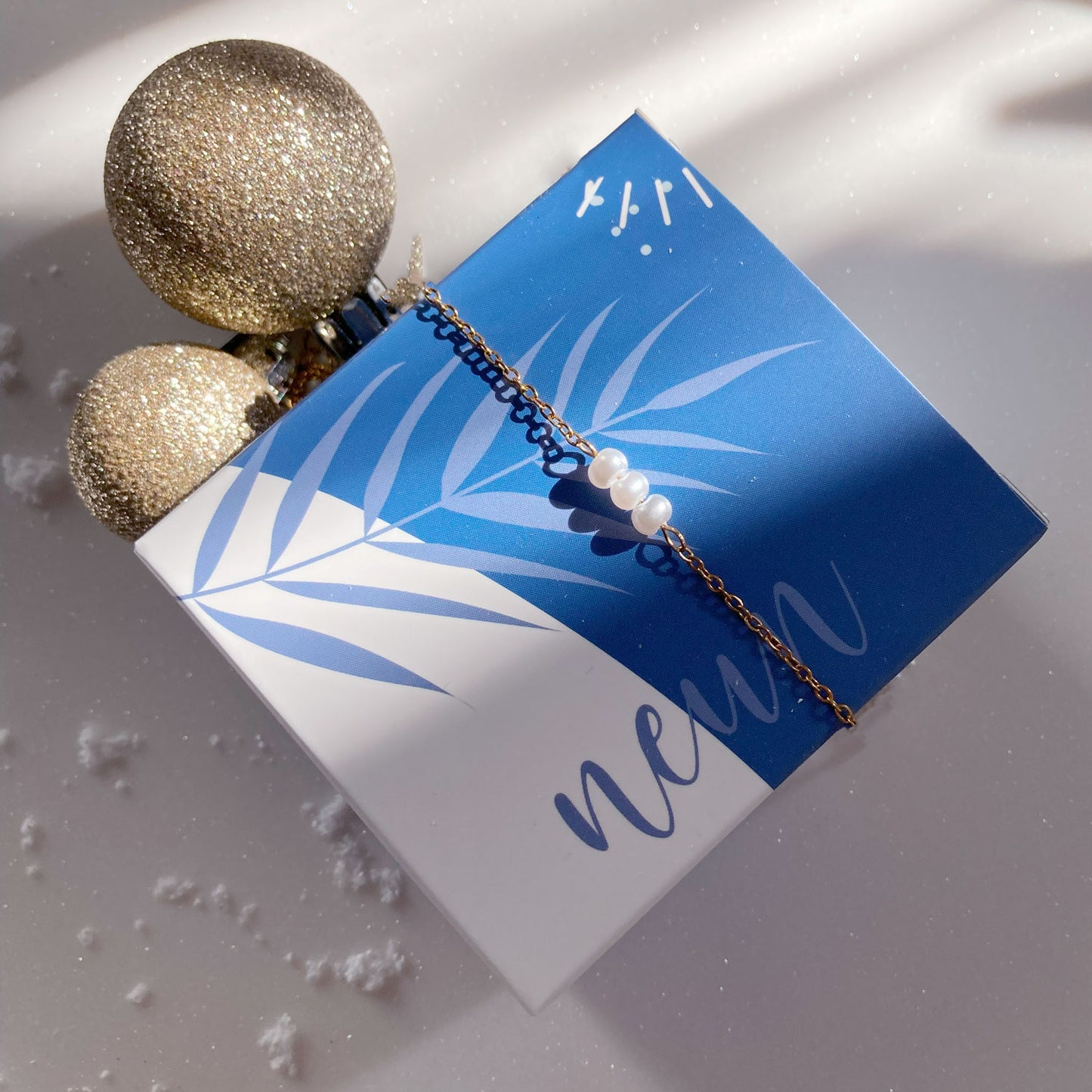 Echtschmuck Adventskalender für Frauen inkl. 2 Schmucktabletts und Spiegel